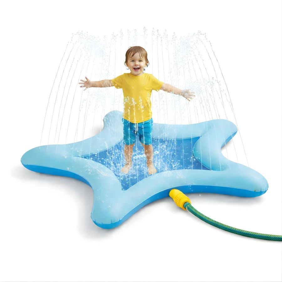 Water play mat star with sprinkler