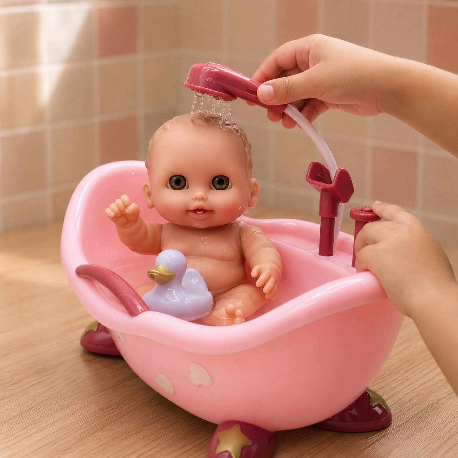 Lil’ Cutesies Twin Baby Doll Bathtub Playset with Working Pump Shower - Image 3